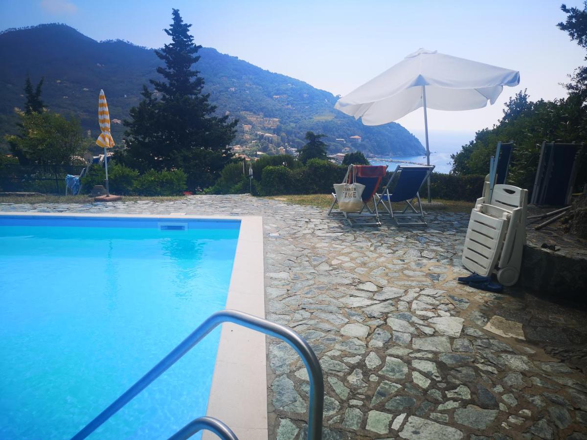 Elegant And Sea View Excelsior Apartment Levanto Bagian luar foto