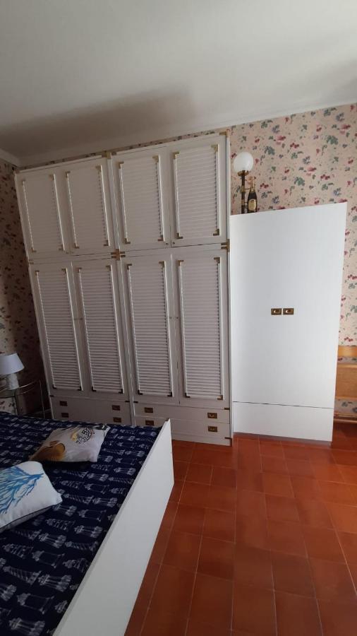 Elegant And Sea View Excelsior Apartment Levanto Bagian luar foto